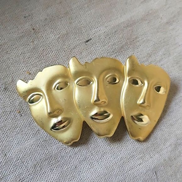 Vintage Jewelry - Vintage 80's Matte Gold Tone 3 Faces Comedy Tragedy Theater Brooch